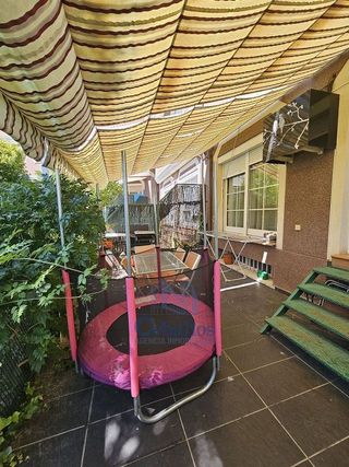 Casa adosada en venta en Estación-Manantiales en Guadalajara