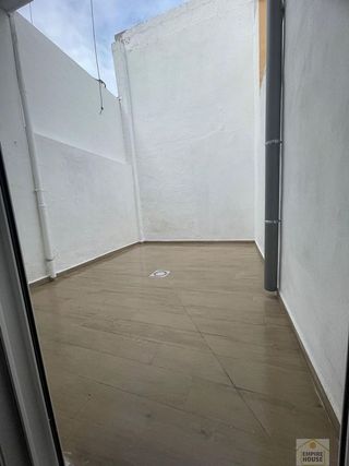 Piso en alquiler en Benifaió