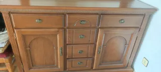 Set de salon, Mesa,sillas,aparador y espejo