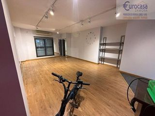 Local comercial en alquiler en Candelaria - Peña de Francia en Zamora