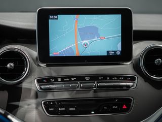 Mercedes-Benz V 220d 7G 4Matic AMG