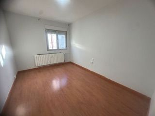 Piso en alquiler en Centro Ciudad en León