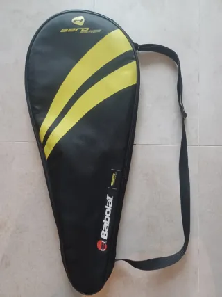 Raqueta de Tenis Babolat con funda