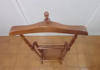 Galán de noche de madera