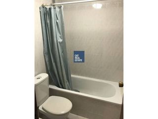 Piso en venta en El Camp de l'Arpa del Clot en Barcelona