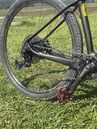 Bicicleta MTB Carbono Super Leggera