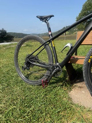 Bicicleta MTB Carbono Super Leggera