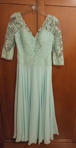 Vestido verde encaje talla 16