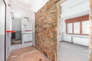 Local comercial en alquiler en Piloña