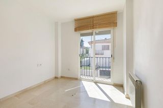 Casa adosada en venta en Ogíjares