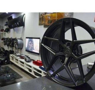 Juego de 4 Llantas 19 Concaver CVR2 Carbon Graphit