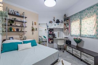 Piso en venta en Cervantes en Granada