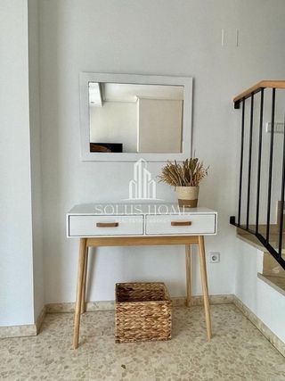 Casa adosada en alquiler en Moncada