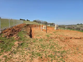 Terreno vallado 64.300m2