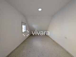 Piso en alquiler en San Bartolomé - Millán de Priego en Jaén