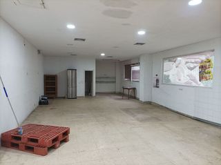 Local comercial en alquiler en Universidad en Getafe