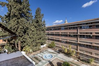 Piso en alquiler en Cervantes en Granada