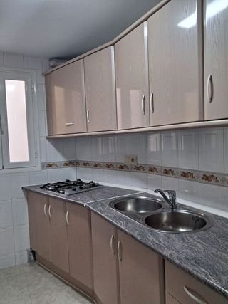 Piso en alquiler en Camino de Ronda - Rosaleda en Granada