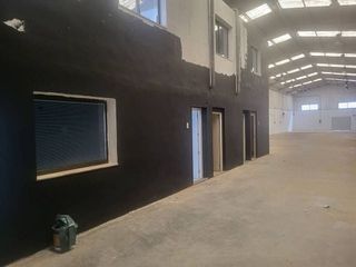 Nave industrial en alquiler en Beniparrell