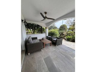 Piso en alquiler en Nueva Andalucía centro en Marbella