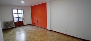 Piso en alquiler en Casco Antiguo en León