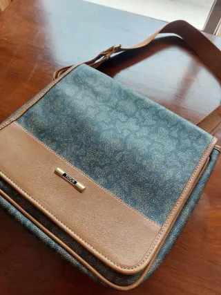 Bolso original de marca TOUS tipo bandolera.