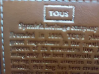 Bolso original de marca TOUS tipo bandolera.