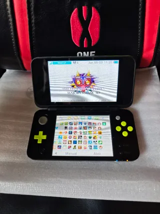 New Nintendo 2DS XL + 50 Juegos