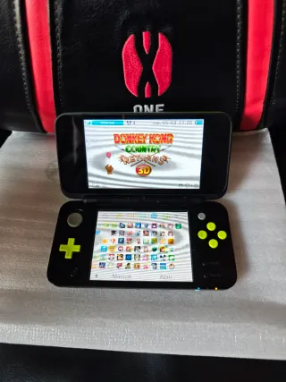 New Nintendo 2DS XL + 50 Juegos