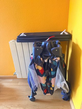 Cuna de viaje con colchón