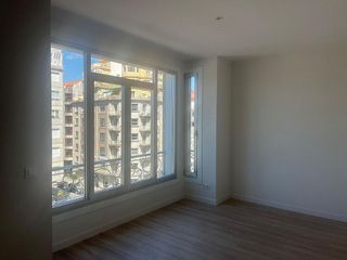 Piso en venta en Praza España - Casablanca en Vigo