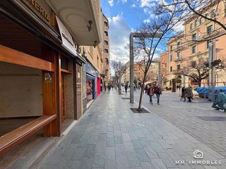 Local comercial en alquiler en Centre - Joan Prim en Granollers