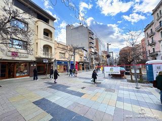 Local comercial en alquiler en Centre - Joan Prim en Granollers