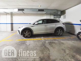 Garaje en venta en Poble Nou - Zona Esportiva en Terrassa