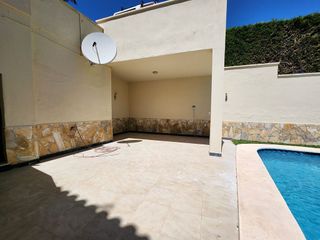 Casa en alquiler en El Faro de Calaburra - Chaparral en Mijas