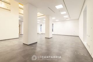 Oficina en alquiler en Puerto Chico en Santander