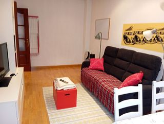 Piso en alquiler en Milán - Pumarín - Teatinos en Oviedo