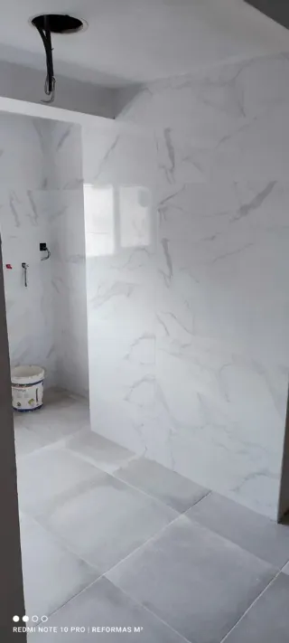 <<Servicio de>> Alicatado y reformas de baño***