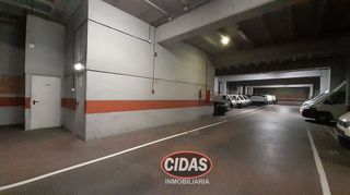 Garaje en venta en Milán - Pumarín - Teatinos en Oviedo