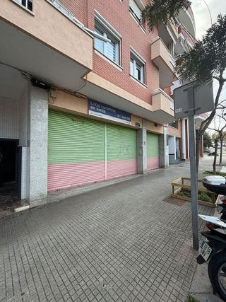 Nave industrial en venta en La Roureda en Viladecans