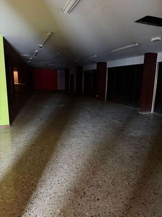 Nave industrial en venta en La Roureda en Viladecans