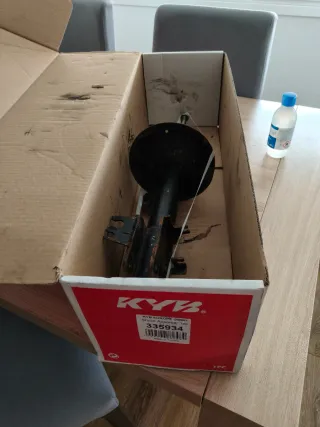 Amortiguador KYB 335934 Peugeot 807