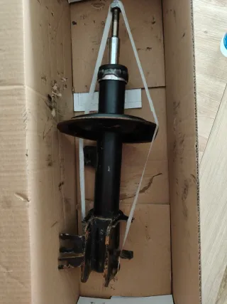 Amortiguador KYB 335934 Peugeot 807