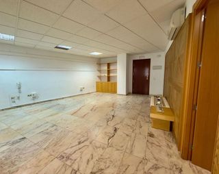 Local comercial en alquiler en Huerta Rosales - Valdepasillas en Badajoz