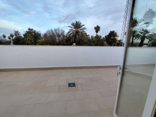 Oficina en alquiler en Sector Sur  - La Palmera - Reina Mercedes en Sevilla