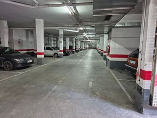 Garaje en alquiler en Los Olivos en Huesca