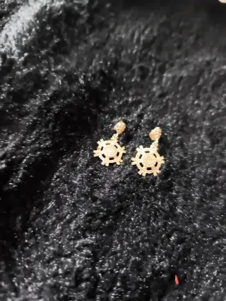 Pendientes de plata dorados