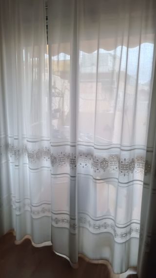 Cortinas visillo blancas y algodón con dibujos