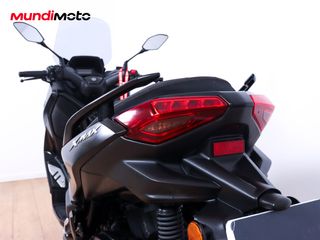 YAMAHA X-MAX 125