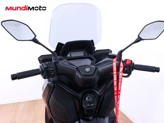 YAMAHA X-MAX 125